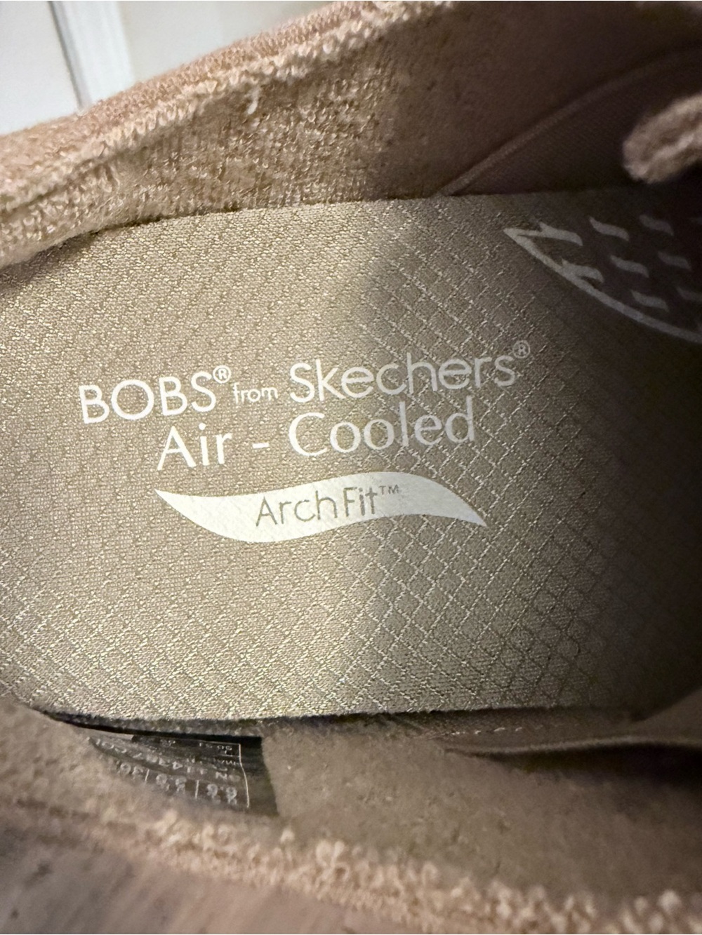 BOBS from Skechers Arch Fit Air Cooled Skipper Size 6.5 in Tan. - Picture 5 of 5